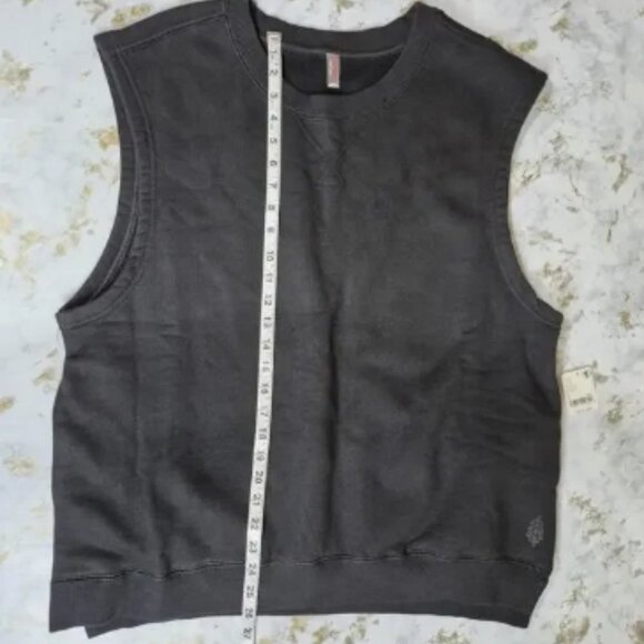 Free People Movement Sweatshirt Tank Pockets Oversized Small Black Logo NEW - Picture 8 of 13